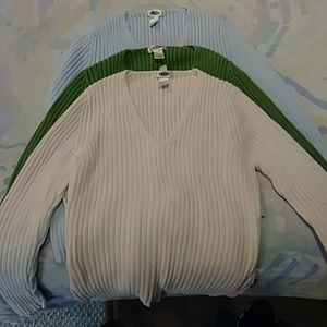 3 old navy v-neck sweaters